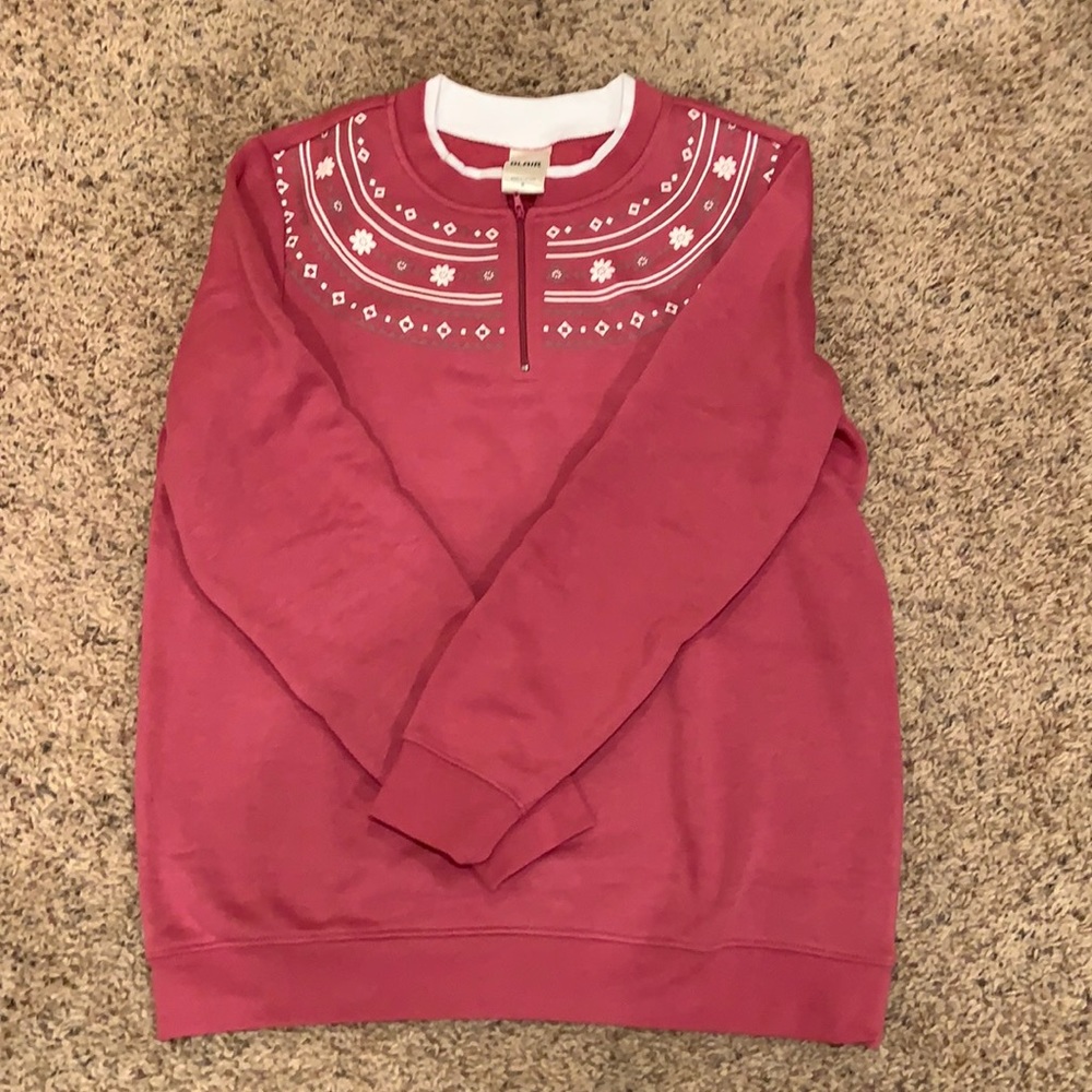 Blair small rose color with design around collar. Zipper 3/4 Quartered NBW